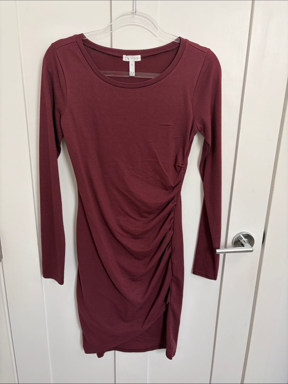 Leith Long-Sleeve Ruched Side Dress - Wine